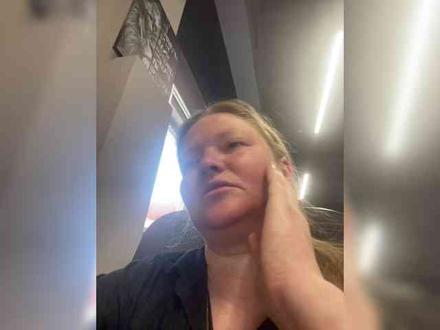 AliceLaKatana webcam