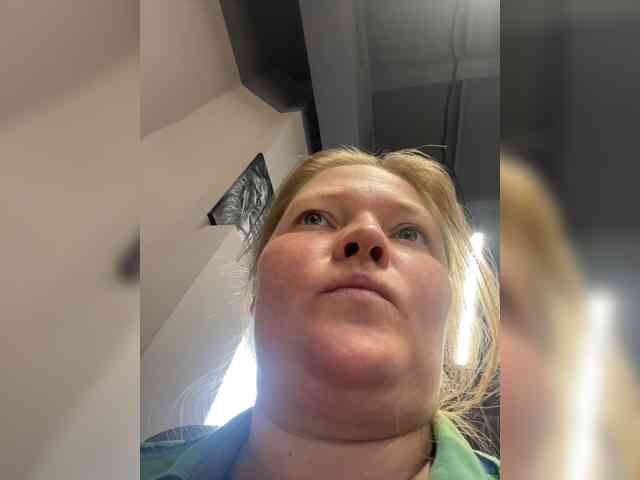 AliceLaKatana webcam