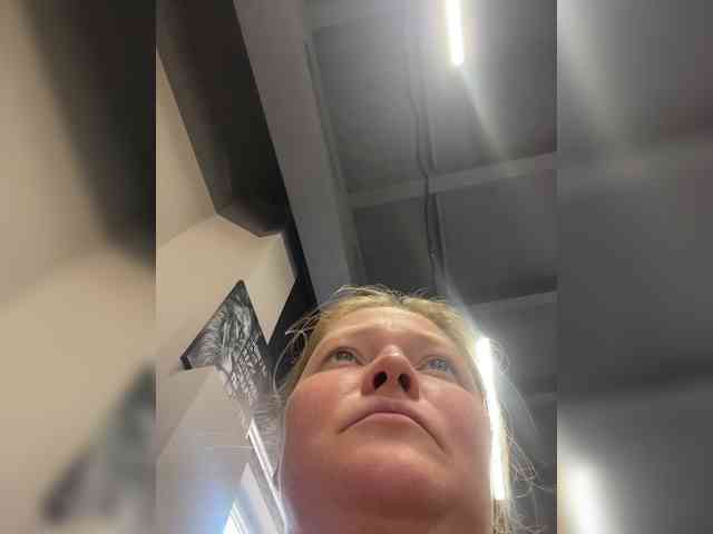 AliceLaKatana webcam