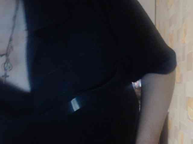 AliceLaKatana webcam