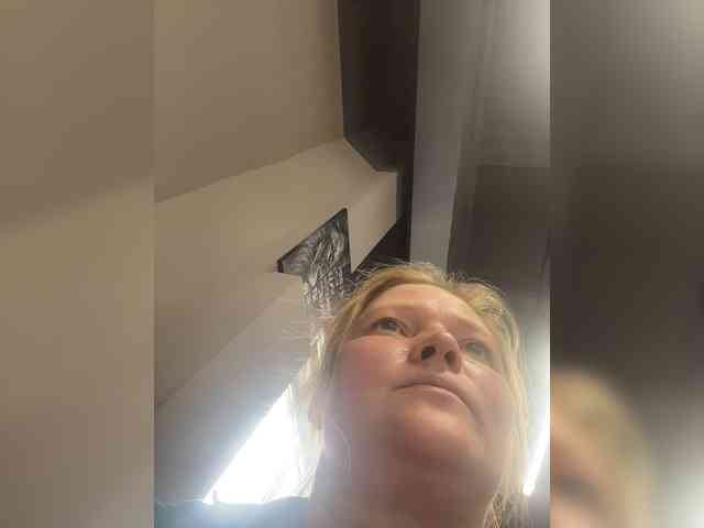 AliceLaKatana webcam