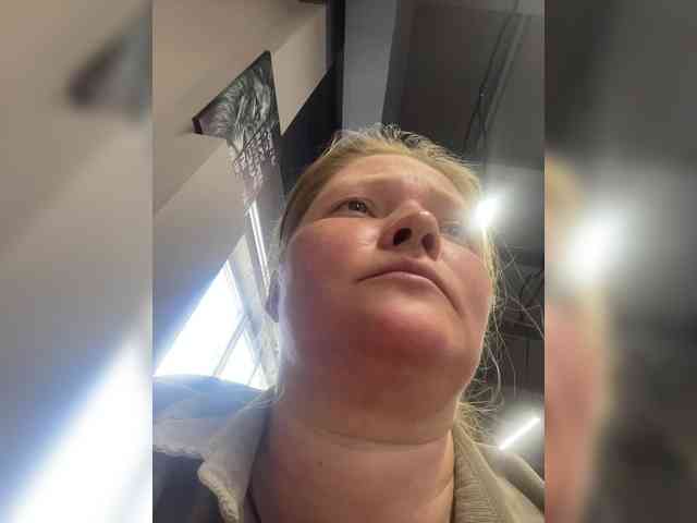 AliceLaKatana webcam