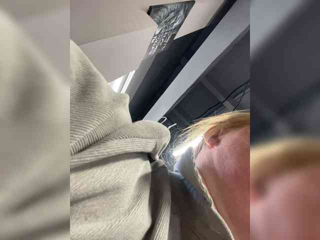 AliceLaKatana webcam