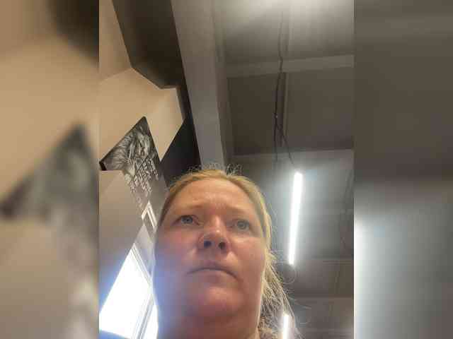 AliceLaKatana webcam