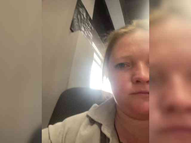 AliceLaKatana webcam