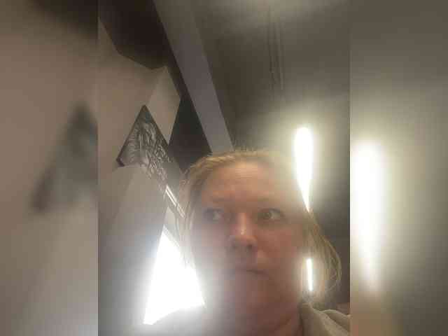 AliceLaKatana webcam