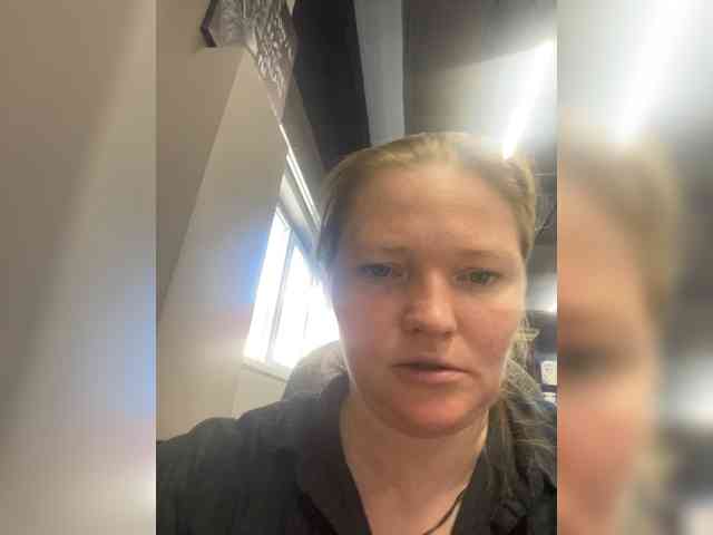 AliceLaKatana webcam