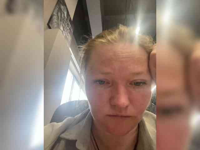 AliceLaKatana webcam