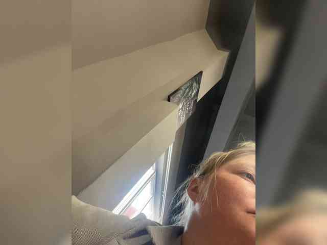 AliceLaKatana webcam