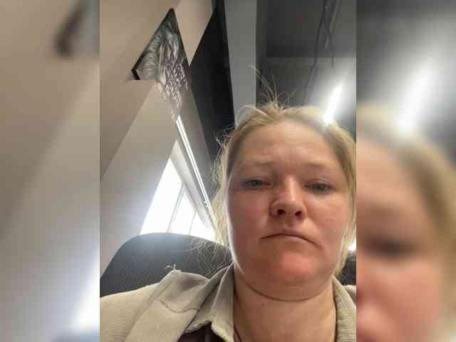 AliceLaKatana webcam