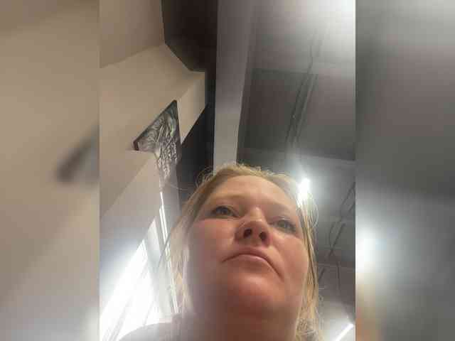 AliceLaKatana webcam