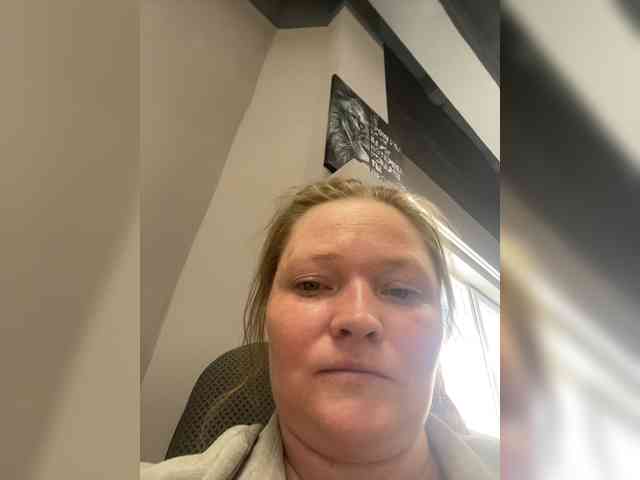 AliceLaKatana webcam