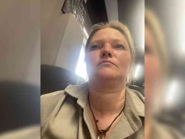 AliceLaKatana webcam