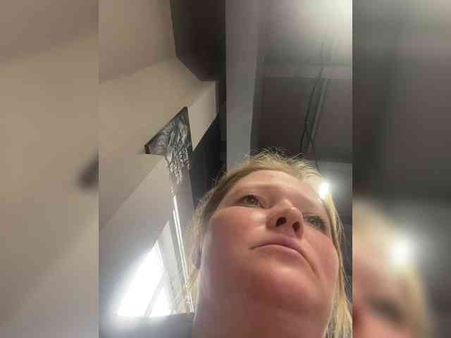 AliceLaKatana webcam