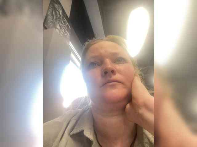 AliceLaKatana webcam
