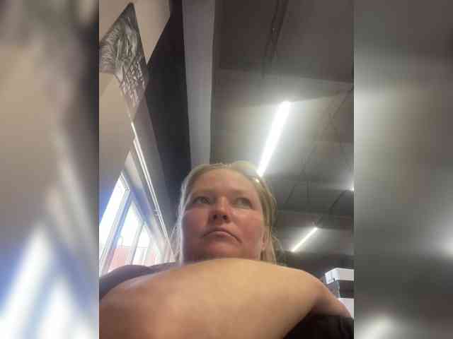 AliceLaKatana webcam