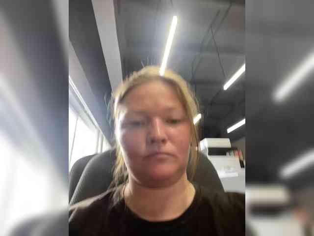 AliceLaKatana webcam