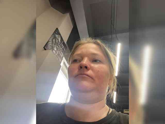 AliceLaKatana webcam
