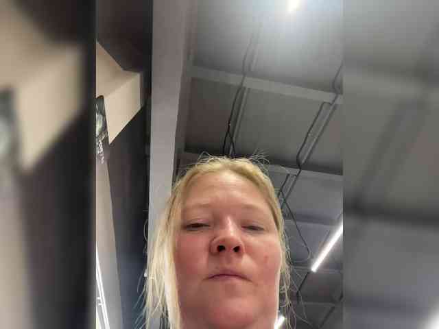 AliceLaKatana webcam