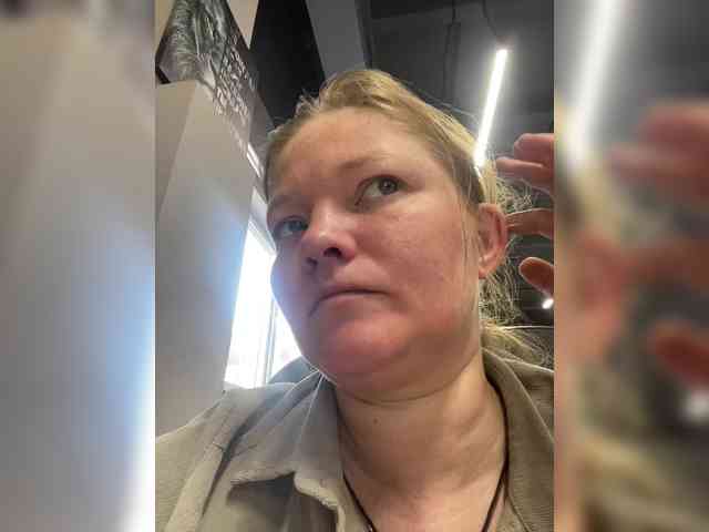 AliceLaKatana webcam