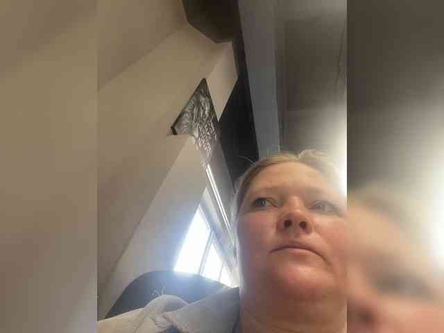 AliceLaKatana webcam