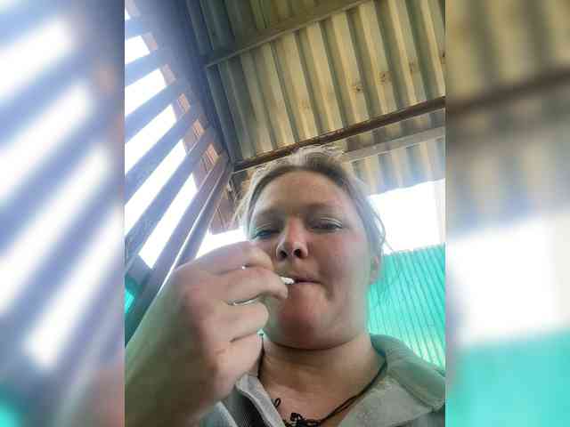 AliceLaKatana webcam