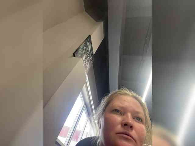 AliceLaKatana webcam
