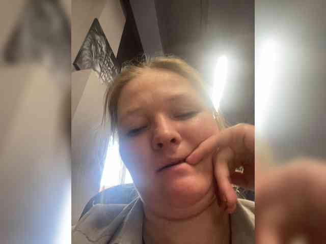 AliceLaKatana webcam