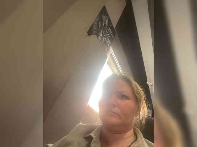 AliceLaKatana webcam