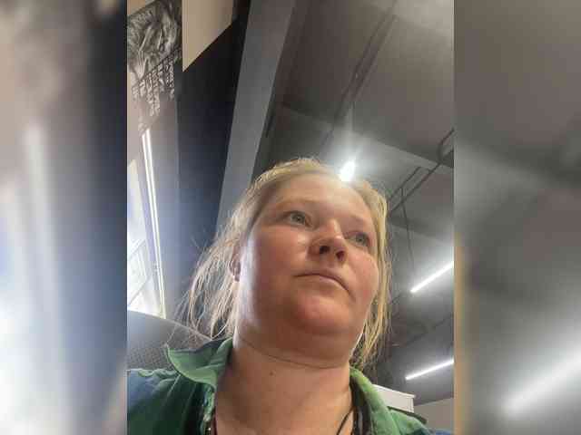 AliceLaKatana webcam