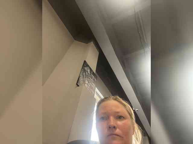 AliceLaKatana webcam