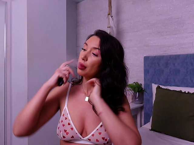 LeylaGracey live cam on BongaCams
