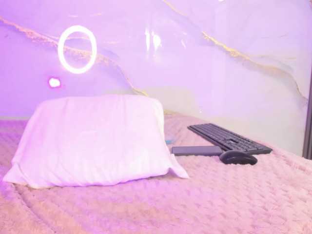 MaddieStark Live Cam on BongaCams