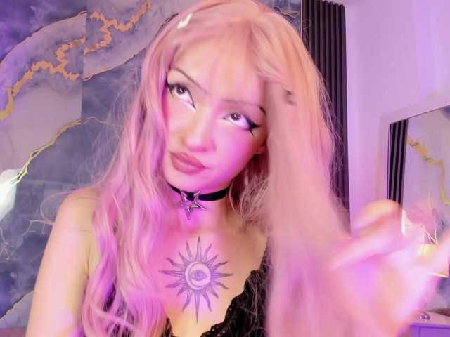 MaddieStark live cam on BongaCams