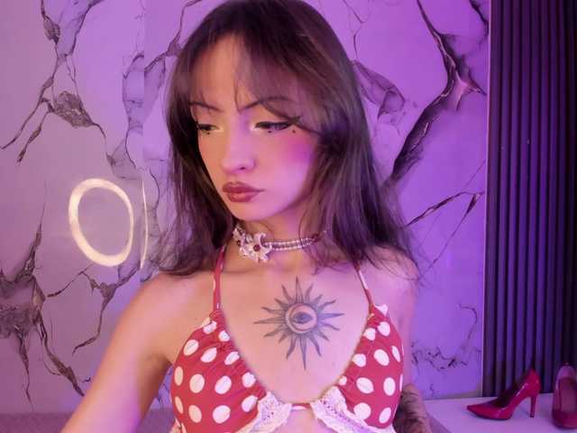 MaddieStark live cam on BongaCams