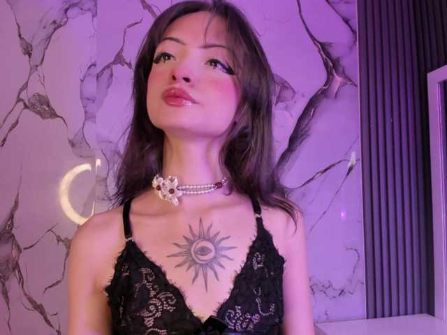 MaddieStark live cam on UnifiedCams