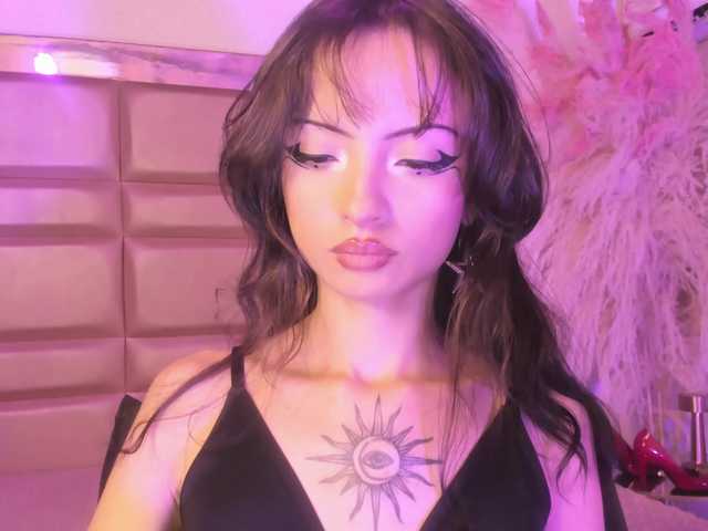 MaddieStark live cam on BongaCams