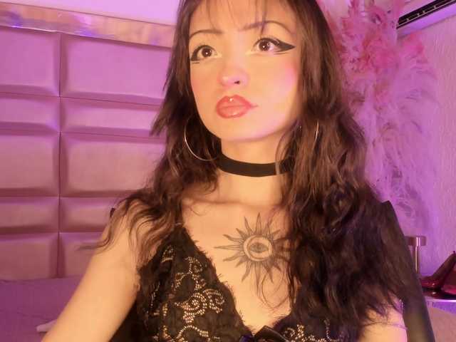 MaddieStark live cam on BongaCams