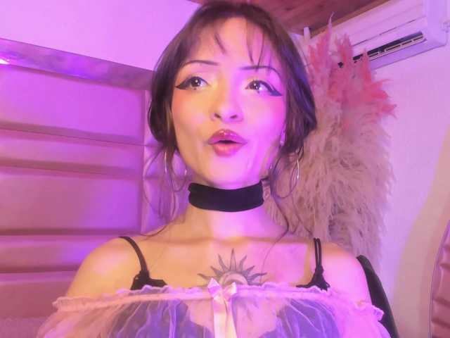 MaddieStark live cam on BongaCams