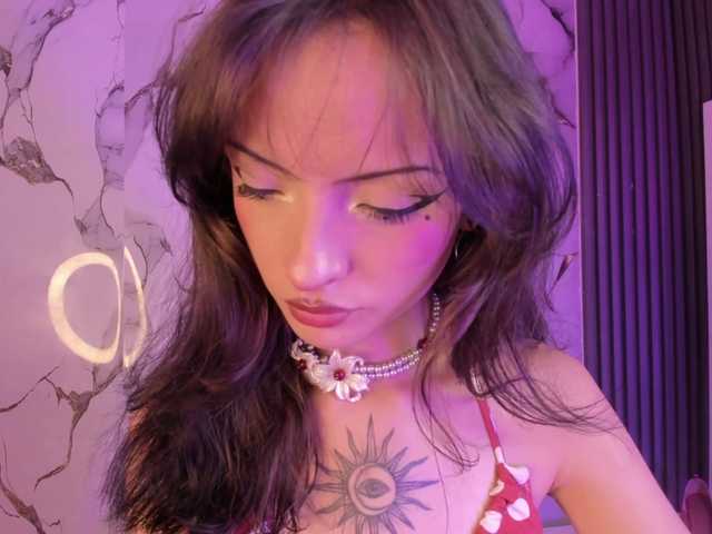 MaddieStark live cam on BongaCams