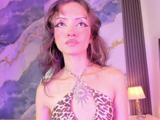 MaddieStark live cam on BongaCams