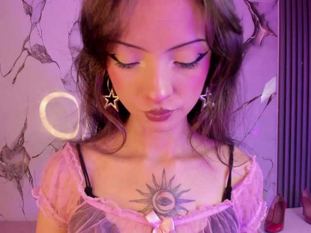 MaddieStark live cam on BongaCams