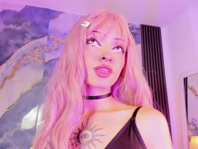 MaddieStark live cam on BongaCams