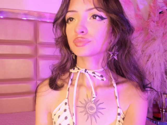 MaddieStark live cam on BongaCams