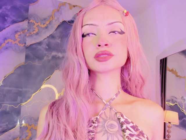 MaddieStark live cam on BongaCams