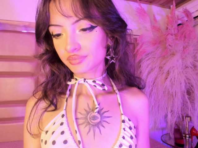 MaddieStark live cam on BongaCams