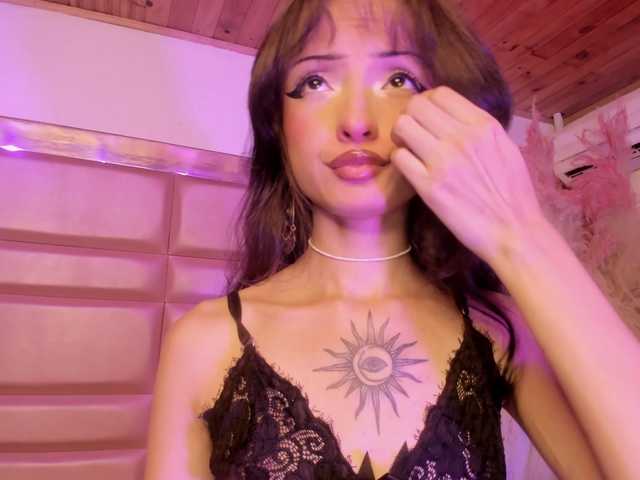 MaddieStark live cam on BongaCams