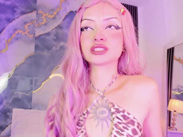 MaddieStark live cam on BongaCams