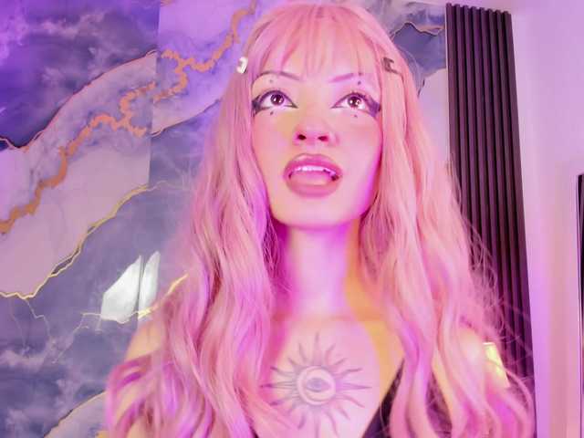 MaddieStark live cam on BongaCams