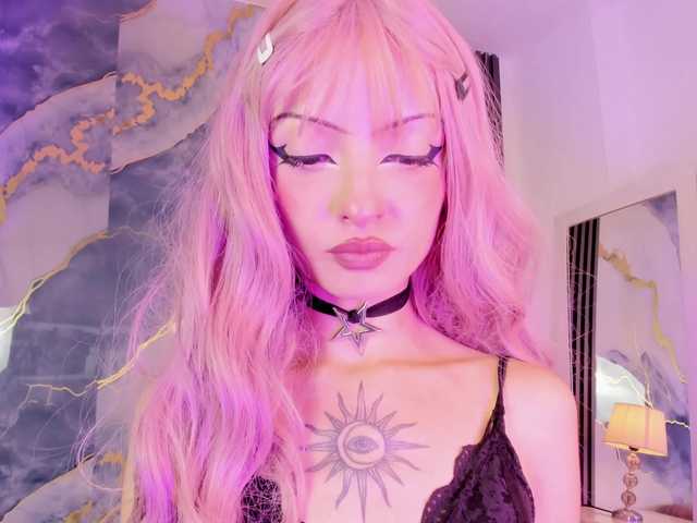 MaddieStark live cam on BongaCams